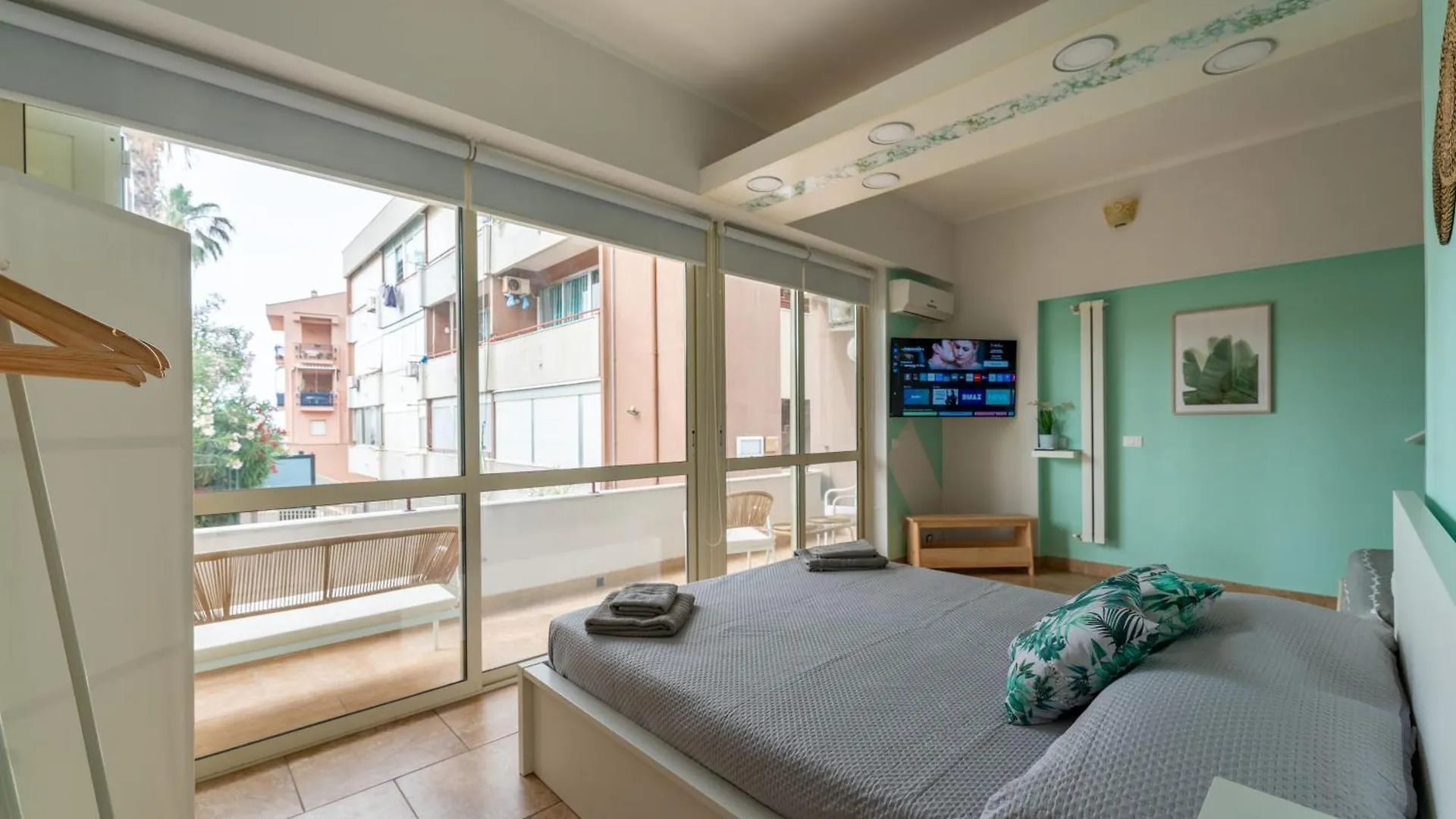 Apartment Bellini Holiday House Cefalu Italy